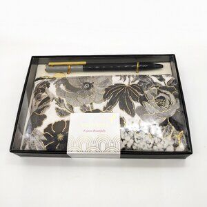 Papyrus Floral Pencil Pouch with Pen Gift Set